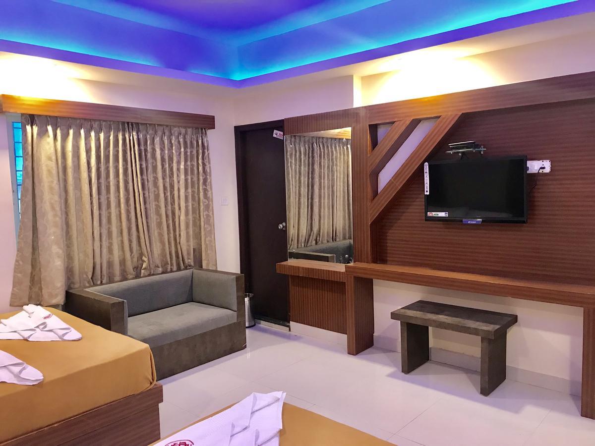 Hotel Grand Suites บังกาลอร์ ภายนอก รูปภาพ