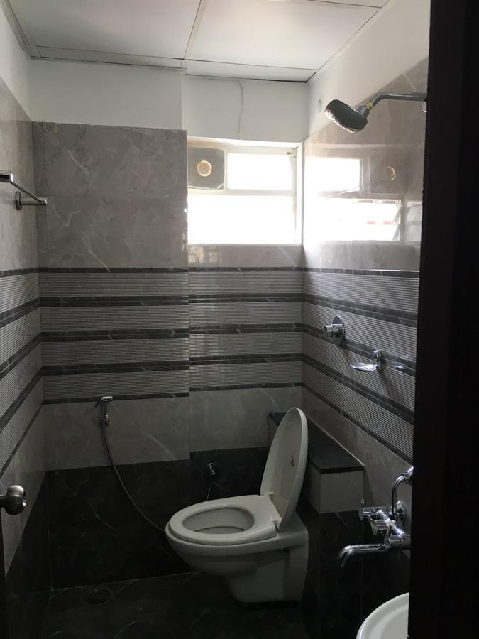Hotel Grand Suites บังกาลอร์ ภายนอก รูปภาพ